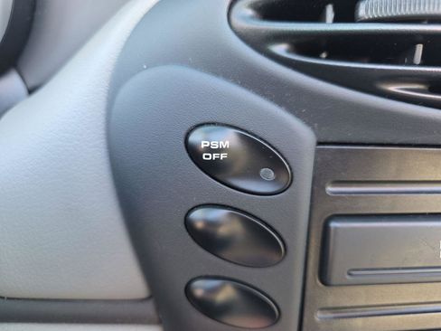 Used 2002 Porsche Boxster S image 24