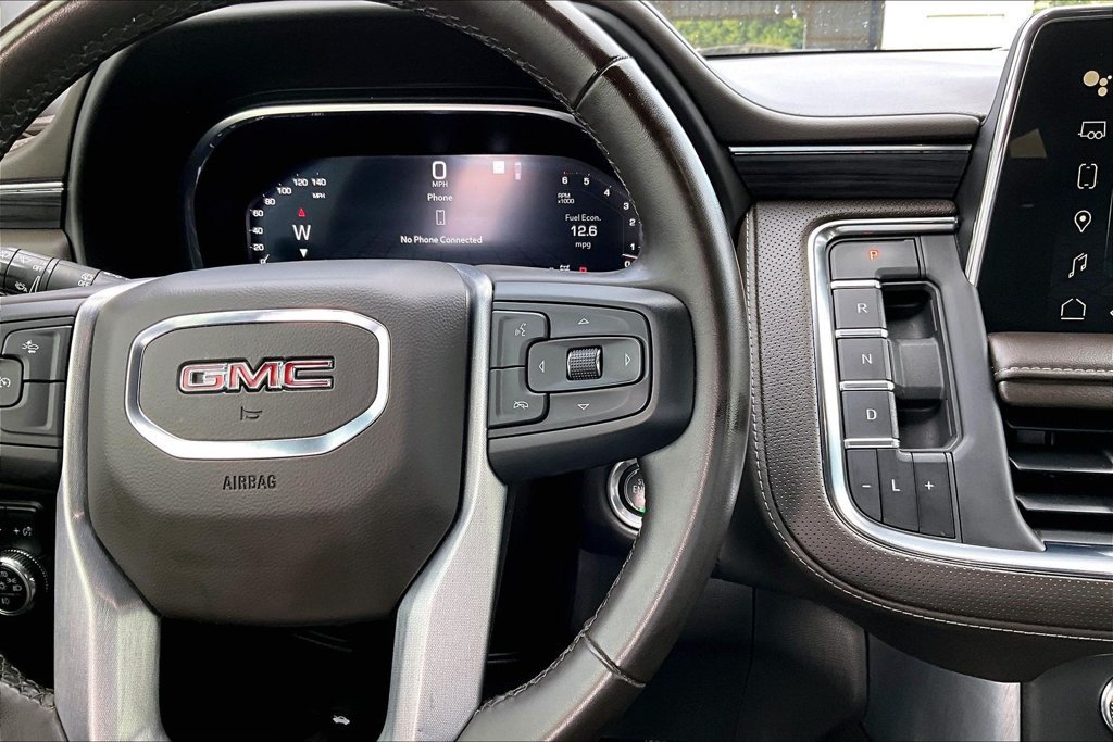Used 2023 GMC Yukon SLT AWD/4WD image 14