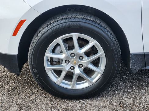 Used 2024 Chevrolet Equinox LT image 12