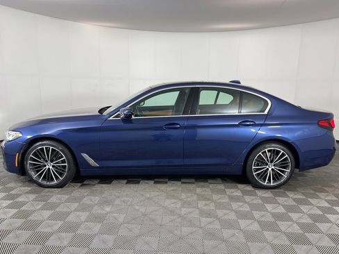 Used 2023 BMW 540i xDrive w/ Premium Package image 41