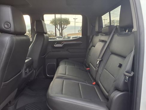 Used 2022 Chevrolet Silverado 1500 RST image 18