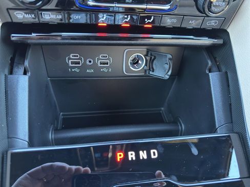 New 2025 Jeep Grand Cherokee Limited image 18