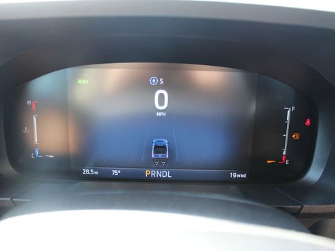 New 2025 Ford Maverick XLT w/ XLT Luxury Package FWD image 29