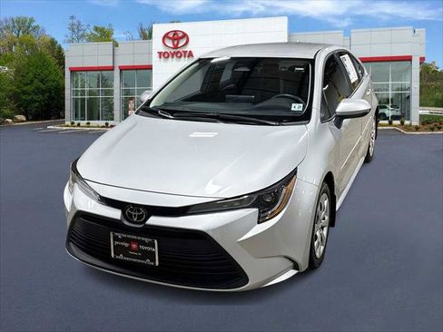 Certified 2023 Toyota Corolla LE image 1