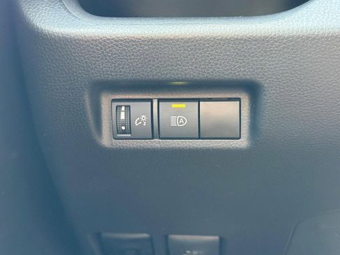 Used 2024 Toyota RAV4 XLE image 16