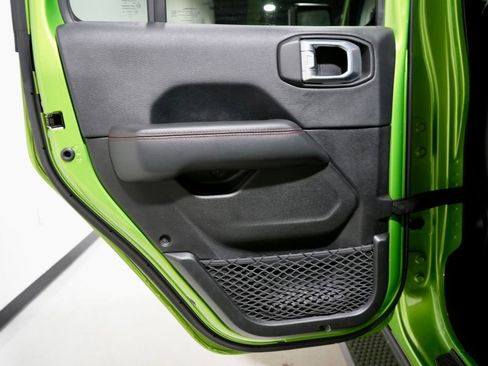 Used 2019 Jeep Wrangler Unlimited Rubicon w/ Dual Top Group image 27