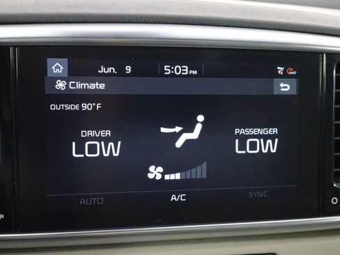 Used 2021 Kia Sportage EX w/ EX Technology Package FWD image 38