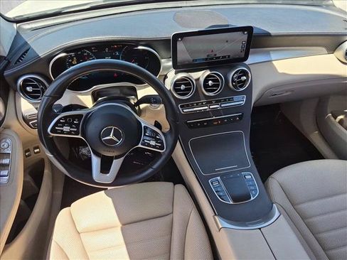 Used 2020 Mercedes-Benz GLC 350e 4MATIC image 18
