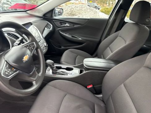 Used 2023 Chevrolet Malibu LT image 13