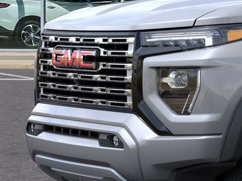 New 2026 GMC Canyon Denali AWD/4WD image 13