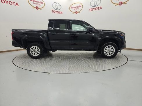 Used 2025 Toyota Tacoma SR RWD image 3