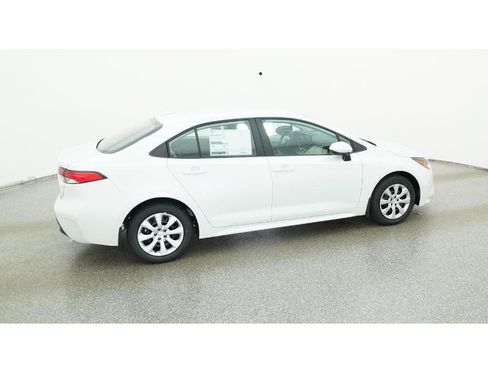 New 2026 Toyota Corolla LE image 10