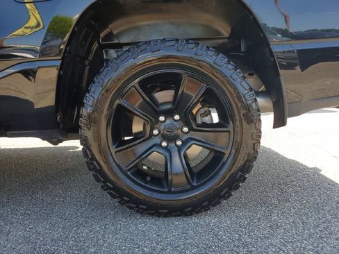 Used 2023 RAM 1500 Big Horn AWD/4WD image 12