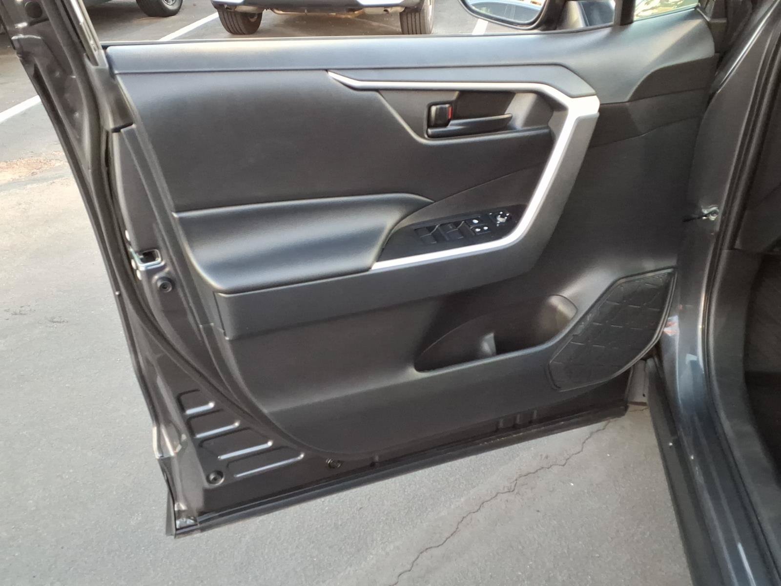 Certified 2023 Toyota RAV4 LE FWD image 14