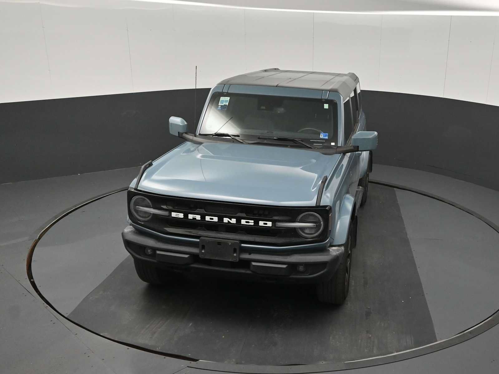 Used 2022 Ford Bronco Outer Banks AWD/4WD image 14