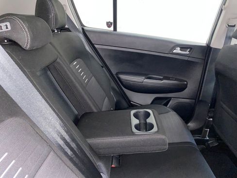 Used 2018 Kia Sportage LX image 16