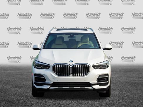 Used 2022 BMW X5 sDrive40i w/ Premium Package RWD image 3