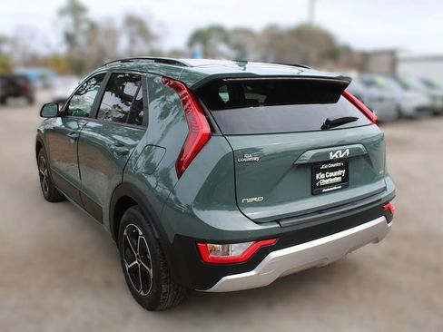 Certified 2024 Kia Niro EX image 12