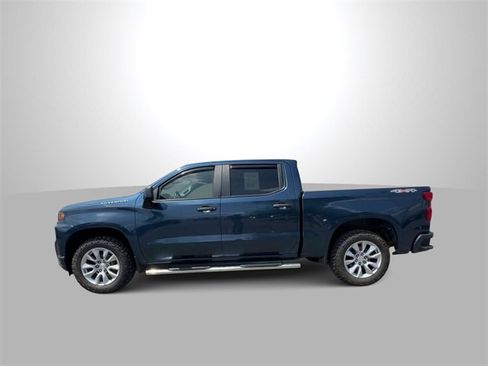 Used 2020 Chevrolet Silverado 1500 Custom w/ Custom Value Package image 5