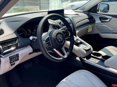 Used 2025 Acura RDX w/ Technology Package image 23