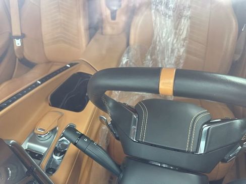 Used 2022 Chevrolet Corvette Stingray Premium Cpe w/ Z51 Performance Package image 10