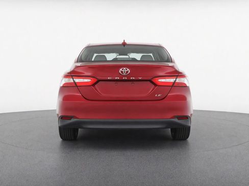 Used 2018 Toyota Camry LE FWD image 7