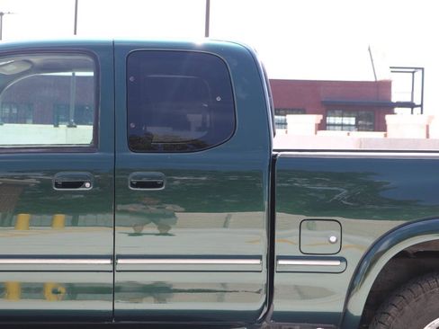 Used 2001 Toyota Tundra Limited w/ Off-Road Pkg AWD/4WD image 31