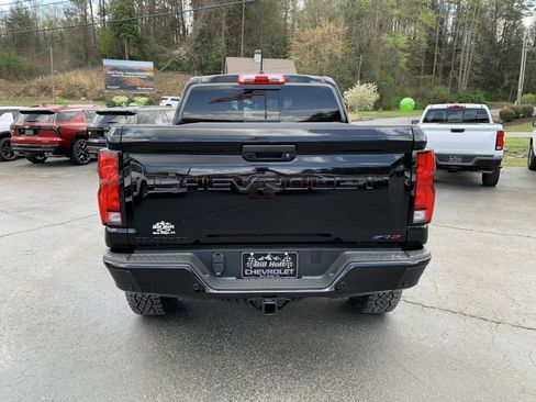 New 2026 Chevrolet Colorado ZR2 w/ Technology Package AWD/4WD image 3