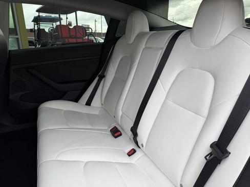 Used 2022 Tesla Model 3 Performance image 36