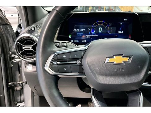 Used 2025 Chevrolet Equinox LT w/ Convenience Package II AWD/4WD image 19