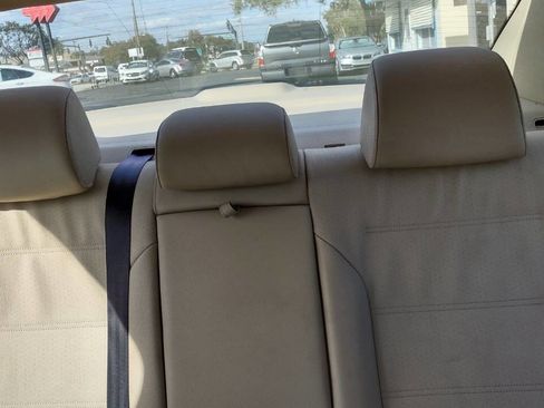 Used 2012 Volkswagen Jetta SE image 27