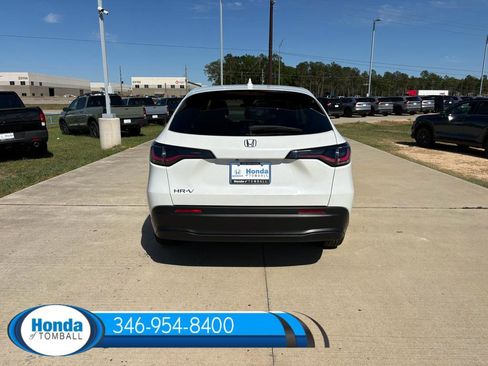New 2026 Honda HR-V LX image 5