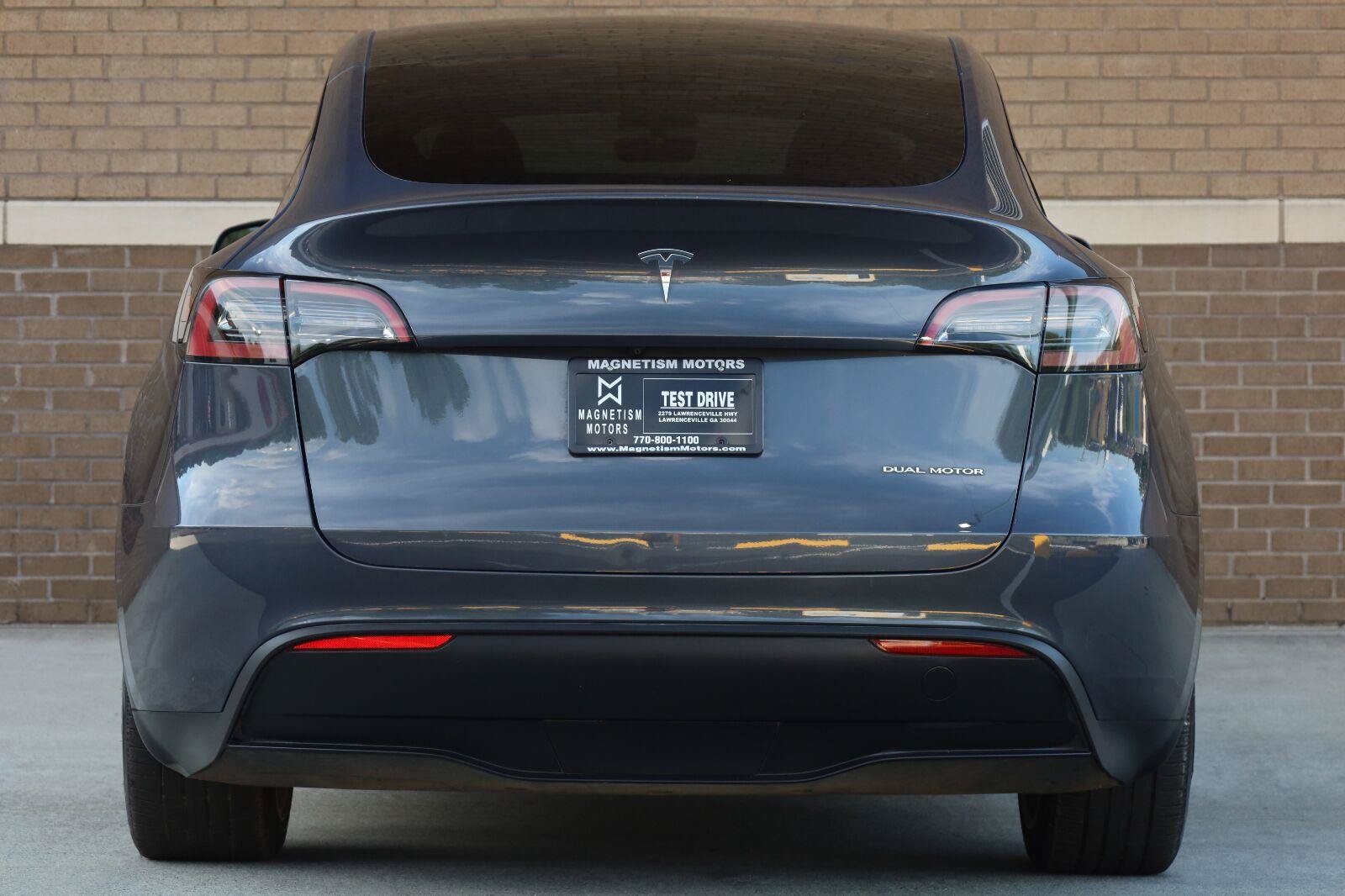 Used 2023 Tesla Model Y Long Range AWD/4WD image 10