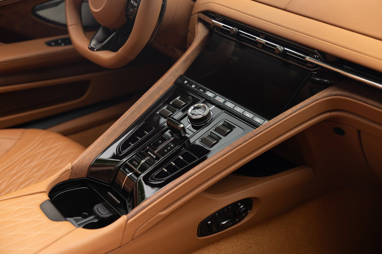 Used 2024 Aston Martin DB12 Convertible RWD image 49