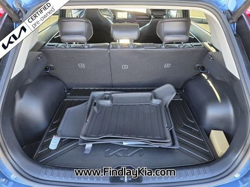 Certified 2025 Kia Niro SX Touring image 17