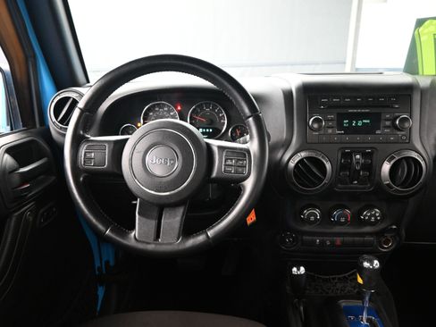 Used 2017 Jeep Wrangler Unlimited Sport w/ Quick Order Package 24S image 12