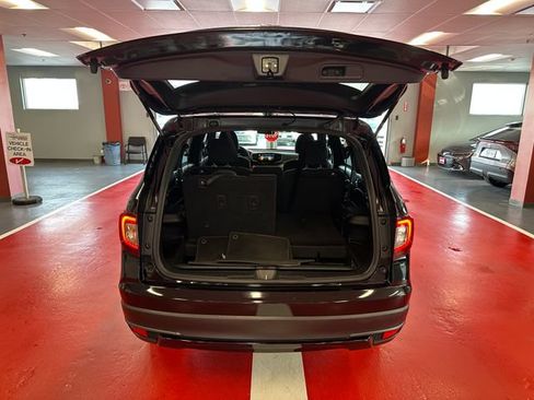 Used 2022 Honda Pilot Sport image 25