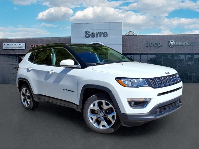 Used 2018 Jeep Compass Limited w/ Navigation Group AWD/4WD image 1