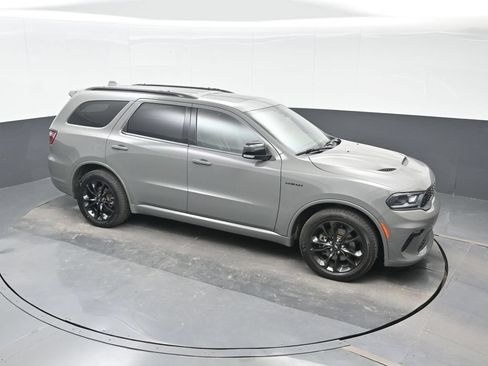 Used 2021 Dodge Durango R/T w/ Blacktop Package AWD/4WD image 23