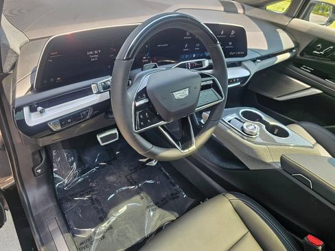 New 2026 Cadillac Optiq Sport 1 AWD/4WD image 19