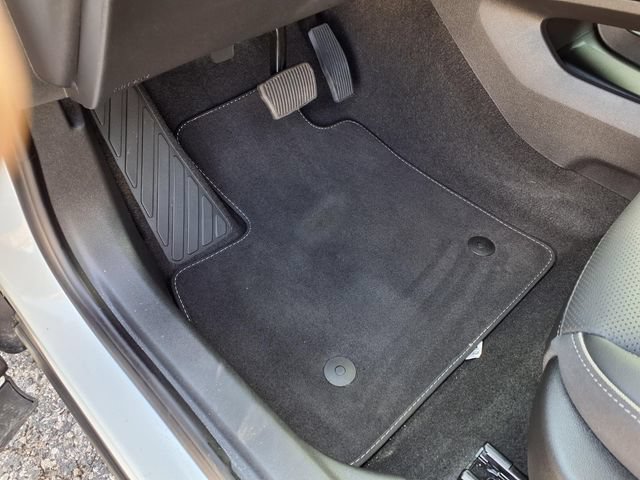 Used 2023 Buick Envision Essence FWD image 48