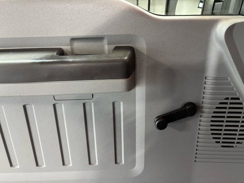 Used 2016 Ford F250 XL w/ Snow Plow Prep Package image 16