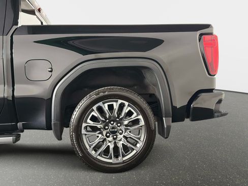 Used 2025 GMC Sierra 1500 Denali Ultimate AWD/4WD image 13