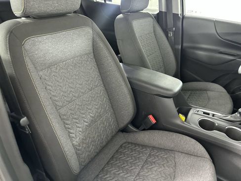 Used 2023 Chevrolet Equinox LT FWD image 29