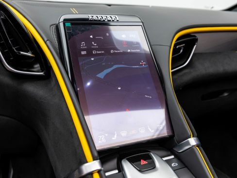 Used 2025 Ferrari Roma Spider image 31