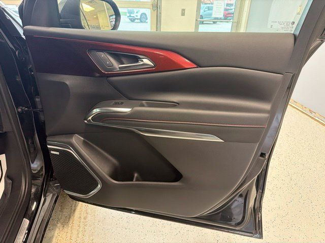 Used 2025 Chevrolet Traverse RS w/ LPO, Floor Liner Package AWD/4WD image 47