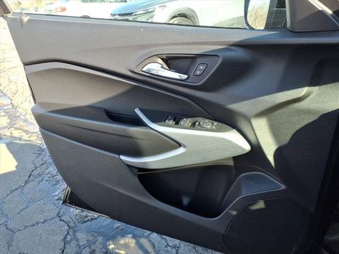 New 2026 Chevrolet Trax RS w/ Driver Confidence Package image 8