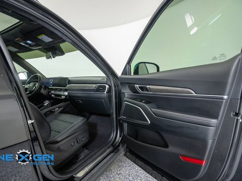 Used 2024 Kia Telluride SX Prestige X-Line AWD/4WD image 42