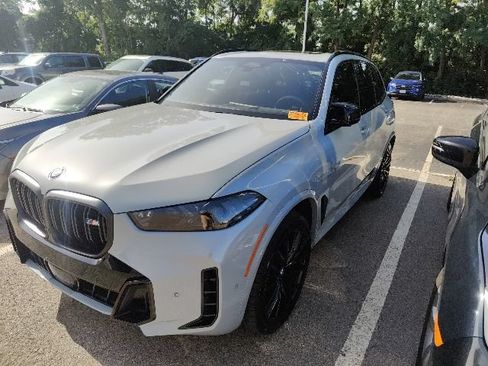 Used 2025 BMW X5 M60i AWD/4WD image 11