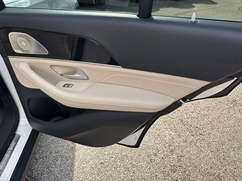 Used 2020 Mercedes-Benz GLE 350 image 16